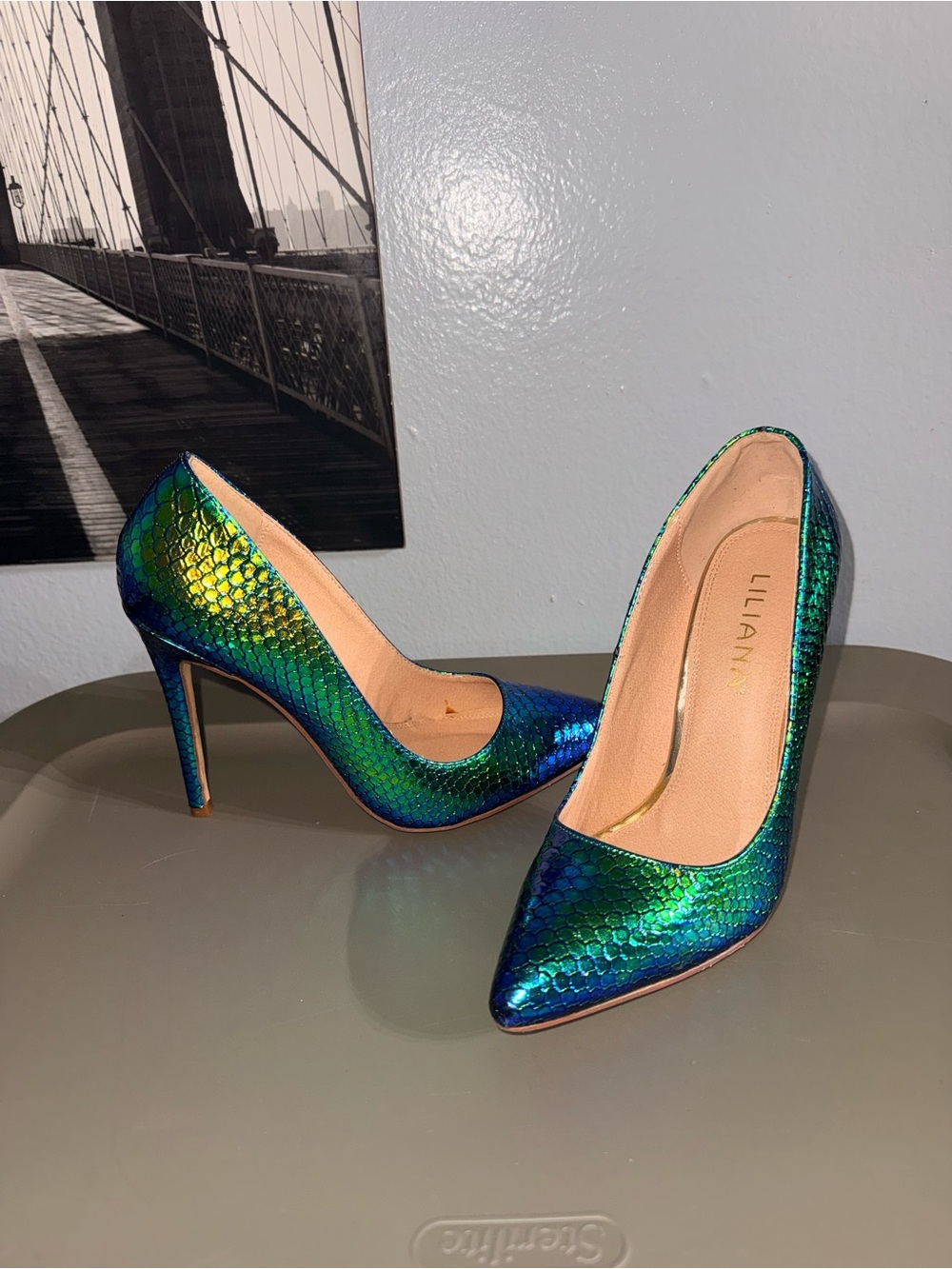 Liliana Iridescent Green and Blue Scale-Texture Stiletto Pumps